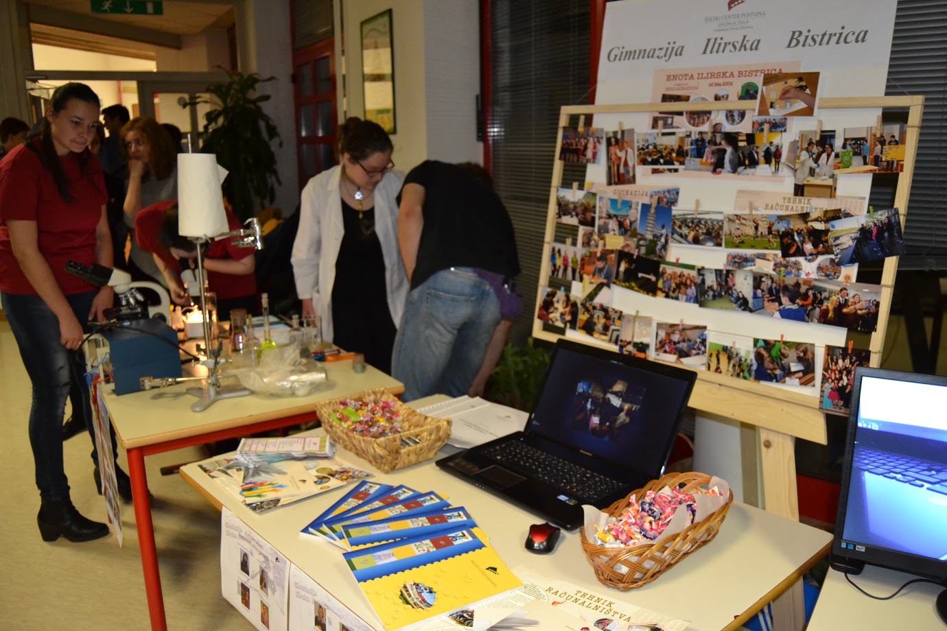 Gimnazija Ilirska Bistrica se predstavi na tržnici srednjih šol